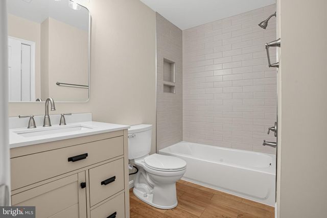 12158 OLD SALEM CT, Woodbridge, VA 22192