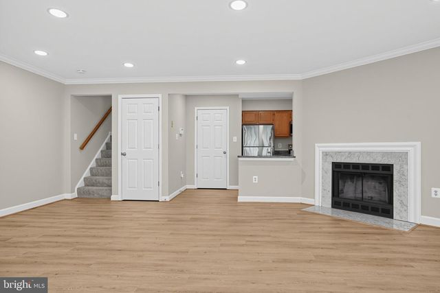 12158 OLD SALEM CT, Woodbridge, VA 22192