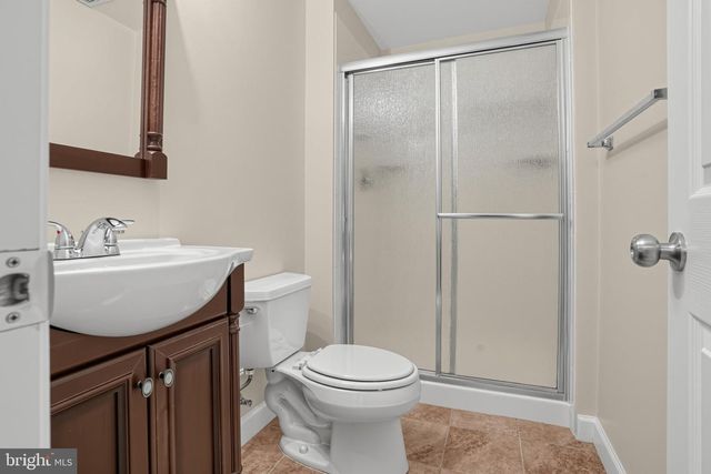 12158 OLD SALEM CT, Woodbridge, VA 22192