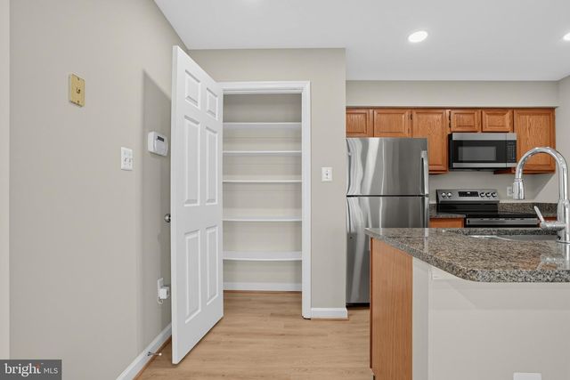 12158 OLD SALEM CT, Woodbridge, VA 22192