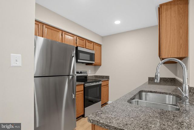 12158 OLD SALEM CT, Woodbridge, VA 22192