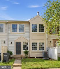 12158 OLD SALEM CT, Woodbridge, VA 22192