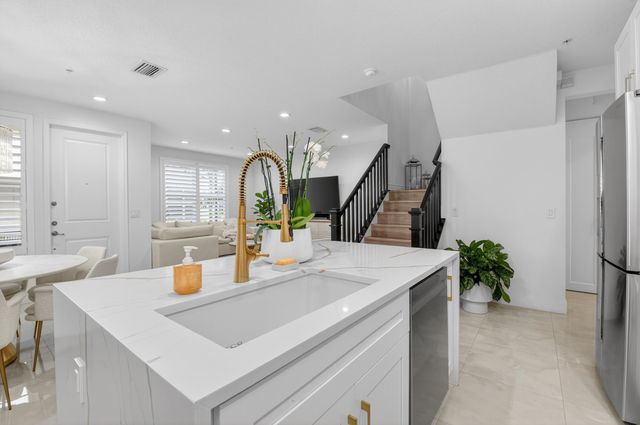 5022 NW 16th Way, Boca Raton, FL 33431