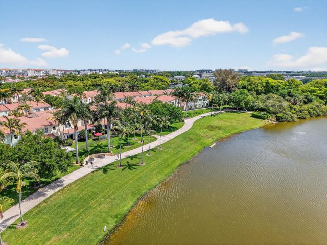 5022 NW 16th Way, Boca Raton, FL 33431
