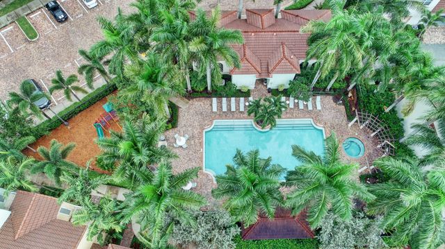 5022 NW 16th Way, Boca Raton, FL 33431