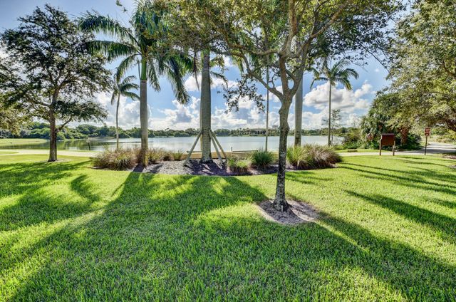 5022 NW 16th Way, Boca Raton, FL 33431