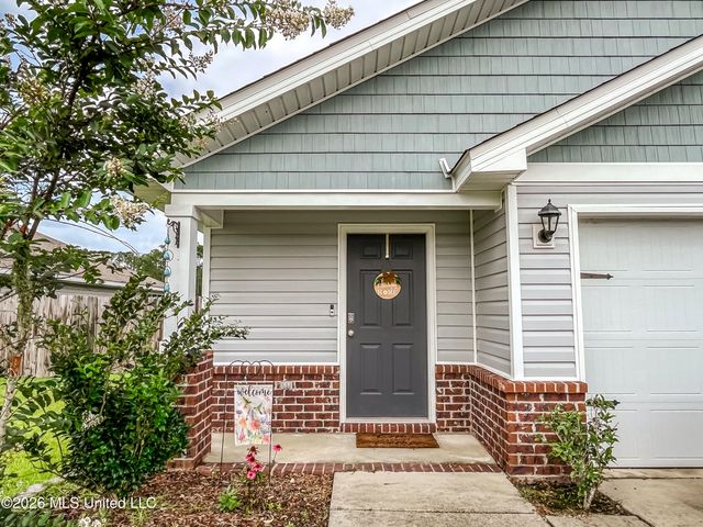 10211 Willow Leaf Drive, Gulfport, MS 39503