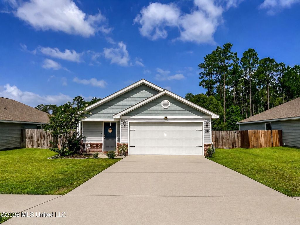 10211 Willow Leaf Drive, Gulfport, MS 39503