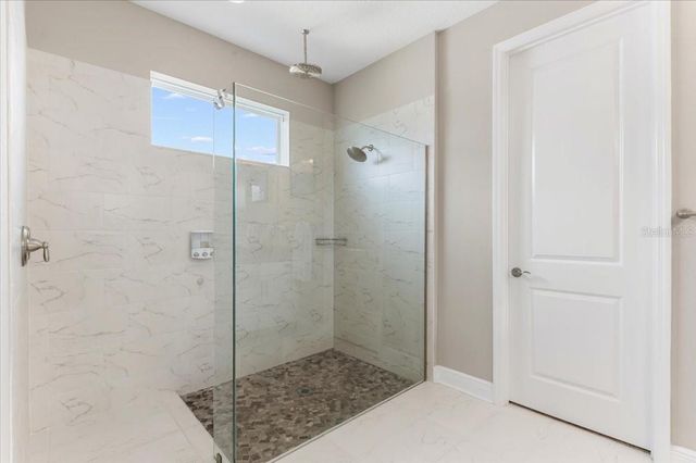 2024 WOODLEAF HAMMOCK COURT, Bradenton, FL 34211