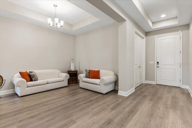 2024 WOODLEAF HAMMOCK COURT, Bradenton, FL 34211