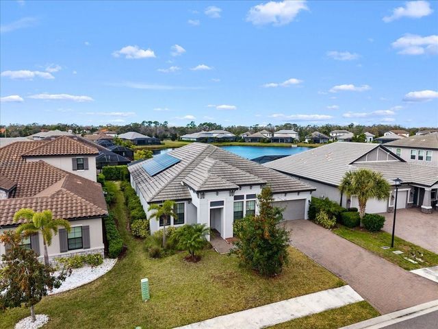 2024 WOODLEAF HAMMOCK COURT, Bradenton, FL 34211