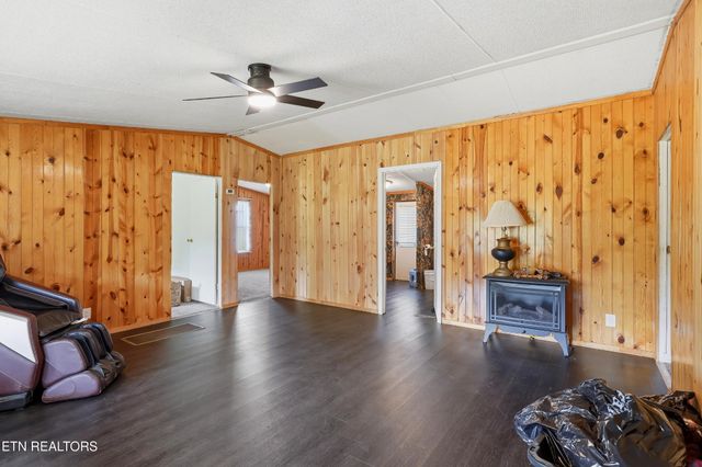 152 Woodlawn Drive, Jamestown, TN 38556