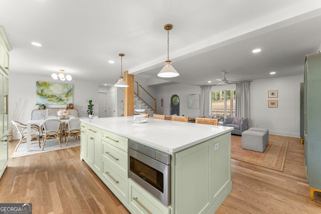1407 Dixon Bridge Road, Maysville, GA 30558