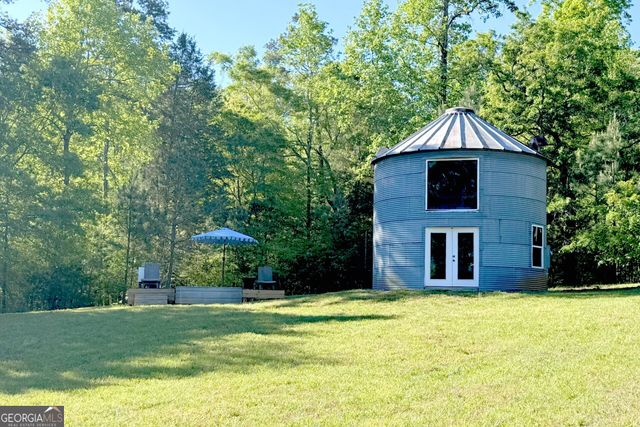 1407 Dixon Bridge Road, Maysville, GA 30558