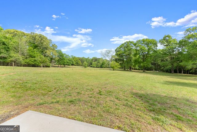 1407 Dixon Bridge Road, Maysville, GA 30558