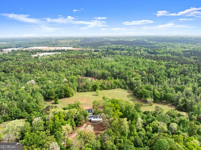 1407 Dixon Bridge Road, Maysville, GA 30558