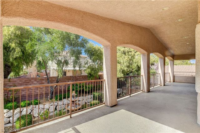 969 Puerta Del Sol Drive, Las Vegas, NV 89138