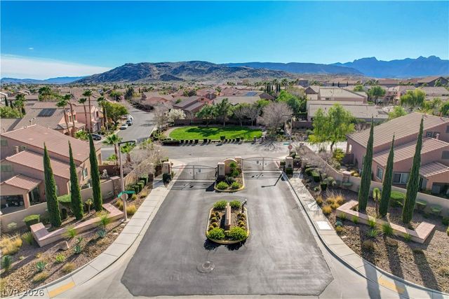 969 Puerta Del Sol Drive, Las Vegas, NV 89138