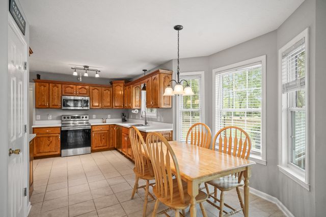 116 Old Parkers Chapel Rd, Portland, TN 37148