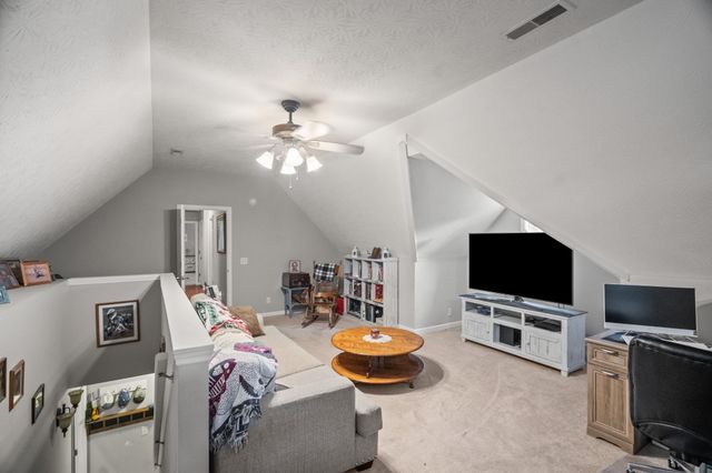 116 Old Parkers Chapel Rd, Portland, TN 37148