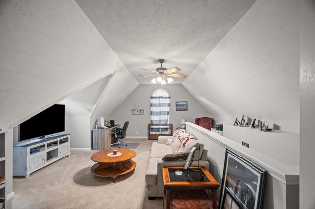 116 Old Parkers Chapel Rd, Portland, TN 37148