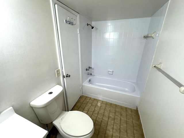 11780 SW 18th Street 318-2, Miami, FL 33175
