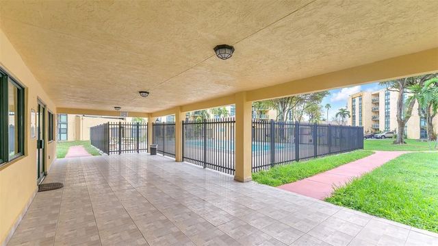 11780 SW 18th Street 318-2, Miami, FL 33175