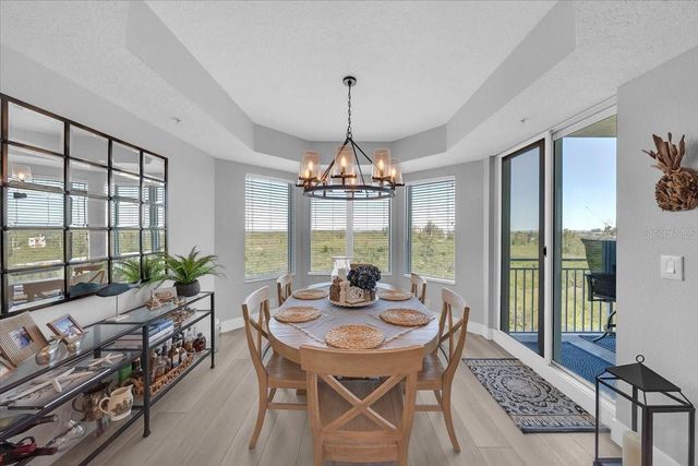 10851 MANGROVE CAY LANE NE 712, St Petersburg, FL 33716