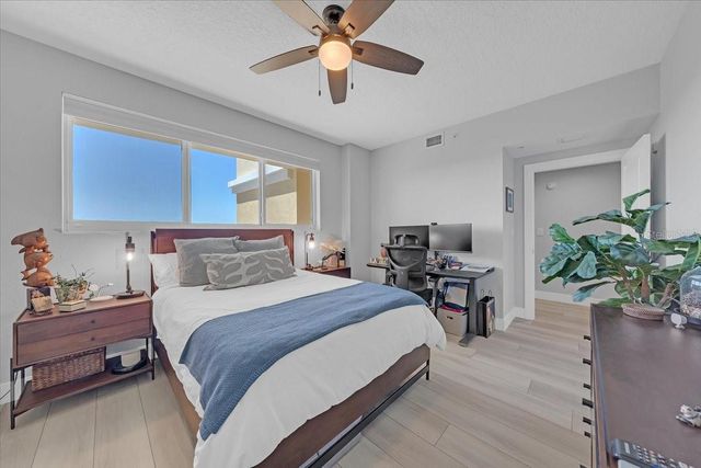 10851 MANGROVE CAY LANE NE 712, St Petersburg, FL 33716