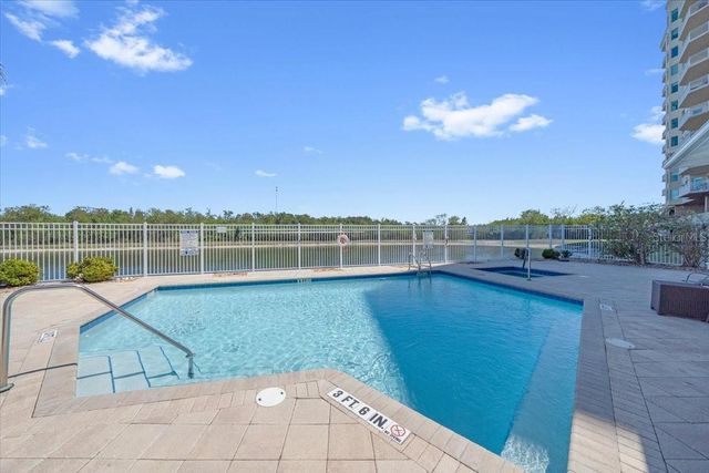 10851 MANGROVE CAY LANE NE 712, St Petersburg, FL 33716