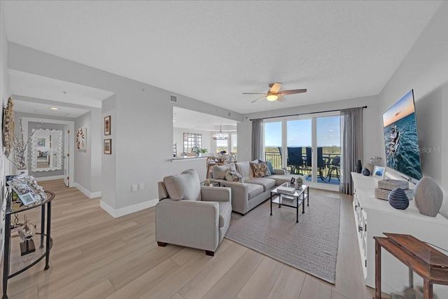 10851 MANGROVE CAY LANE NE 712, St Petersburg, FL 33716