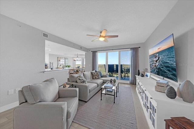 10851 MANGROVE CAY LANE NE 712, St Petersburg, FL 33716