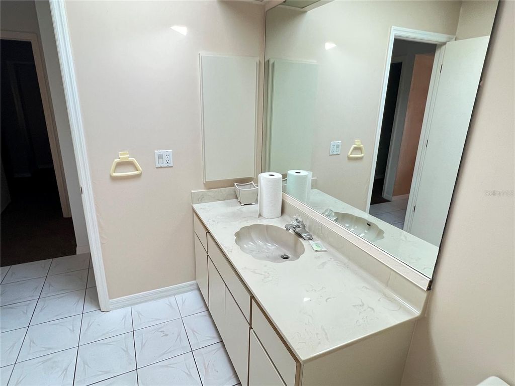 Image 35 of property listing at 19358 EDGEWATER DRIVE, Port Charlotte, FL 33948