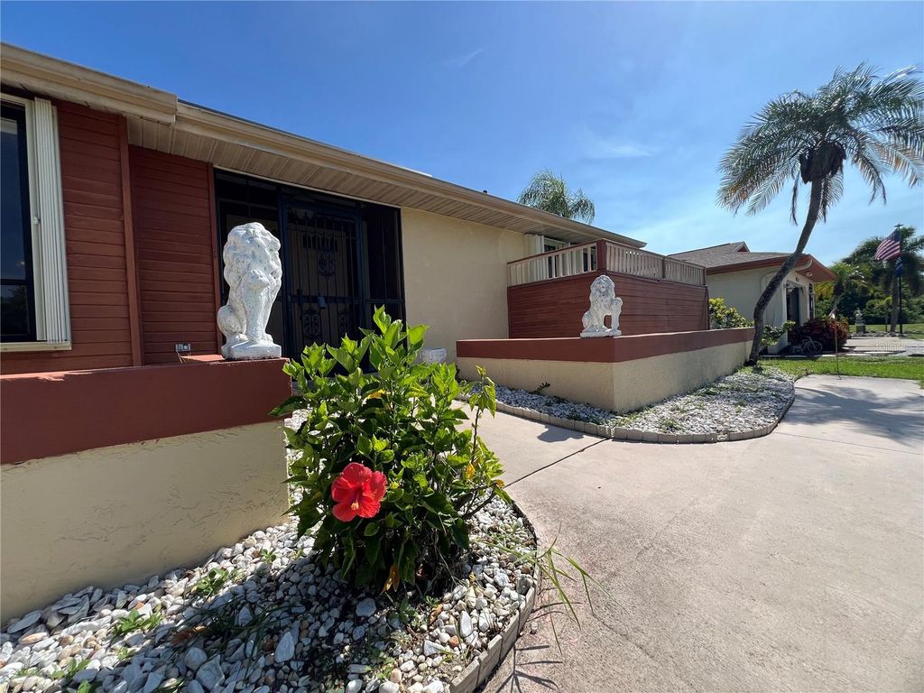 Image 41 of property listing at 19358 EDGEWATER DRIVE, Port Charlotte, FL 33948