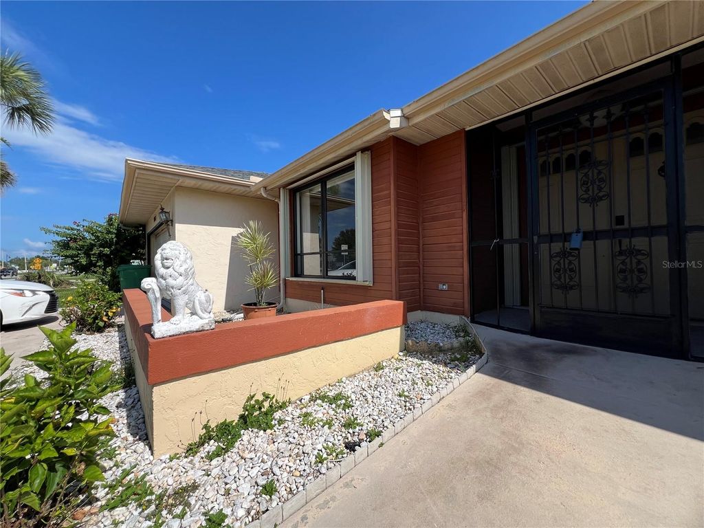 Image 43 of property listing at 19358 EDGEWATER DRIVE, Port Charlotte, FL 33948