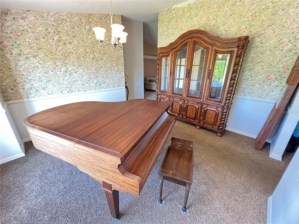 Image 8 of property listing at 19358 EDGEWATER DRIVE, Port Charlotte, FL 33948