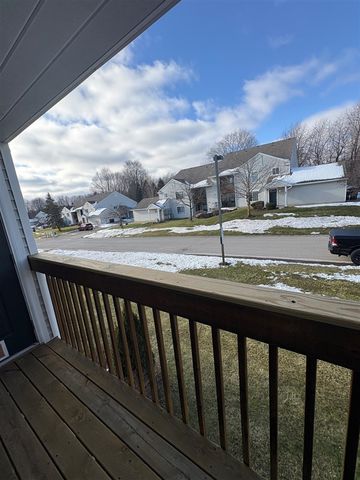 158 Hunters Lane 70, Rockford, MI 49341