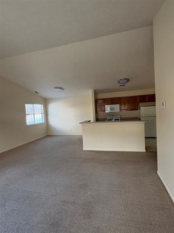 158 Hunters Lane 70, Rockford, MI 49341