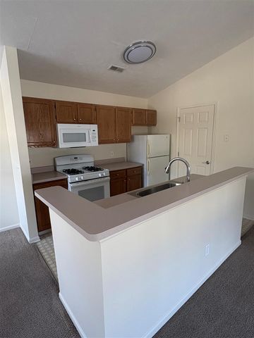 158 Hunters Lane 70, Rockford, MI 49341