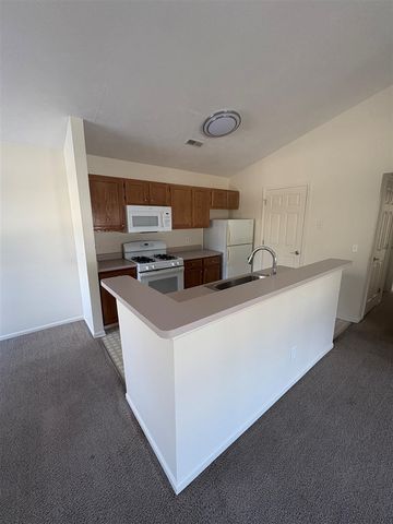 158 Hunters Lane 70, Rockford, MI 49341