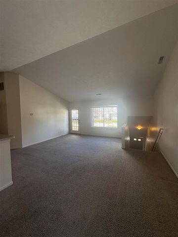 158 Hunters Lane 70, Rockford, MI 49341