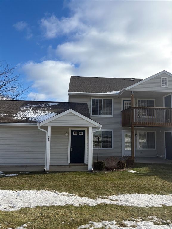 158 Hunters Lane 70, Rockford, MI 49341