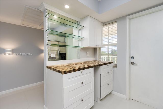 3090 N Course Dr 609, Pompano Beach, FL 33069