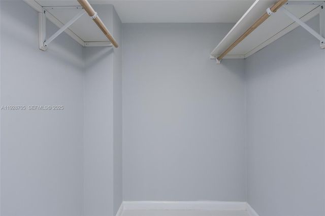 3090 N Course Dr 609, Pompano Beach, FL 33069