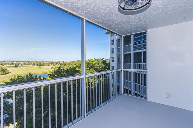 3090 N Course Dr 609, Pompano Beach, FL 33069