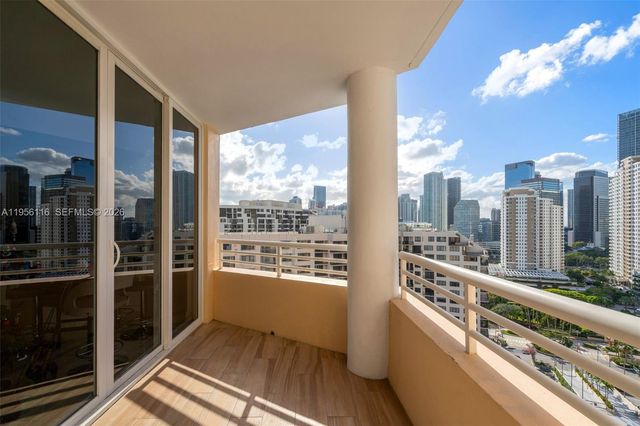 808 Brickell Key Dr 1808, Miami, FL 33131