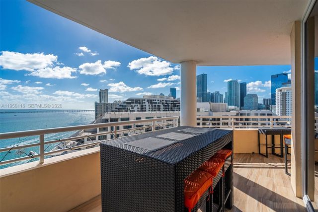 808 Brickell Key Dr 1808, Miami, FL 33131
