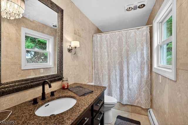 719 W Shore Trl, Sparta Twp., NJ 07871