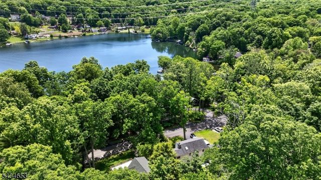 719 W Shore Trl, Sparta Twp., NJ 07871