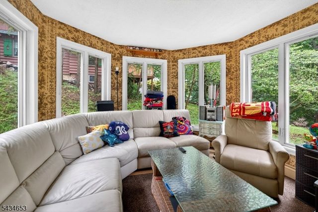719 W Shore Trl, Sparta Twp., NJ 07871
